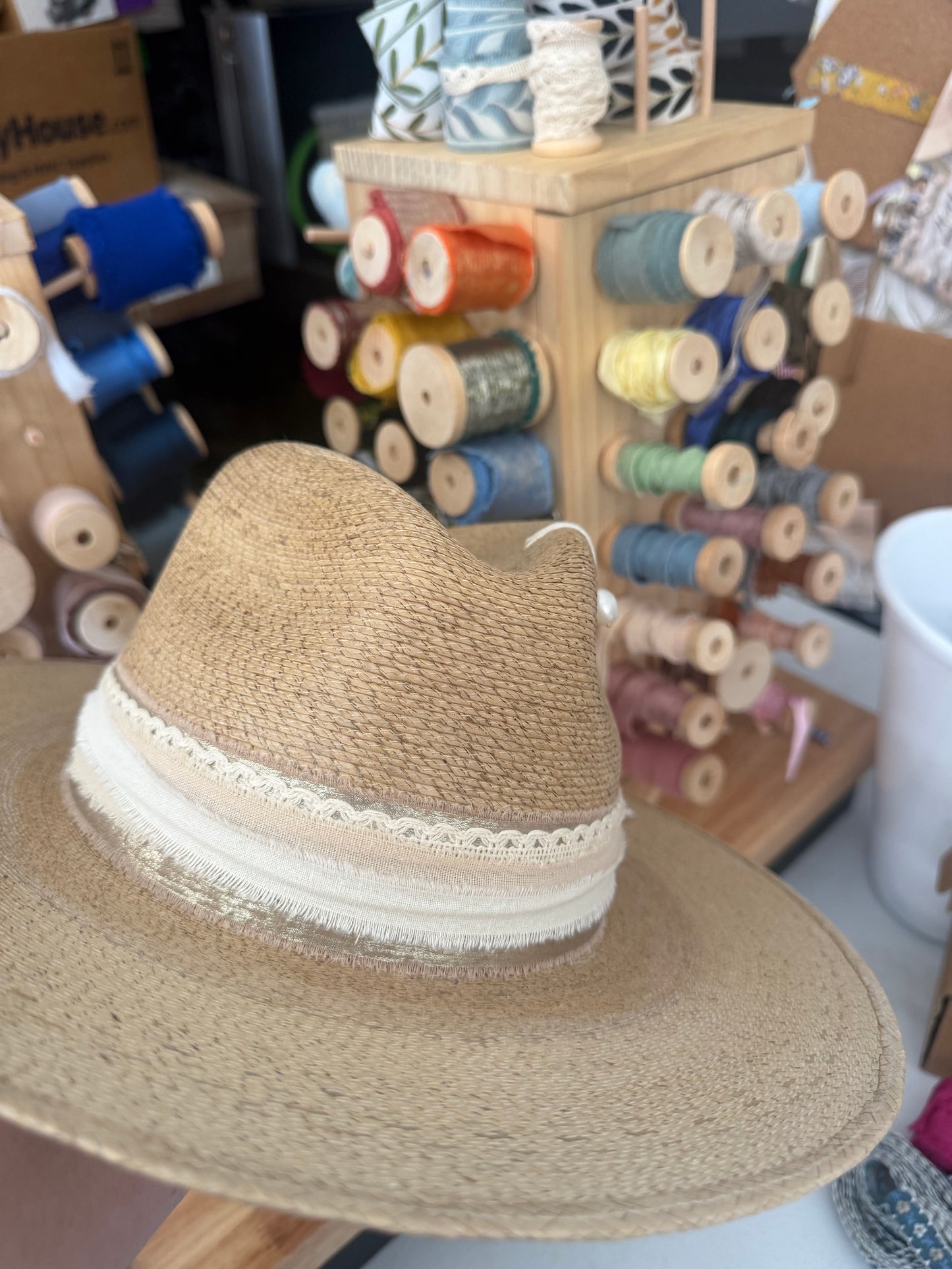 Tan Signature Sand Dollar with Pearl-Neutral